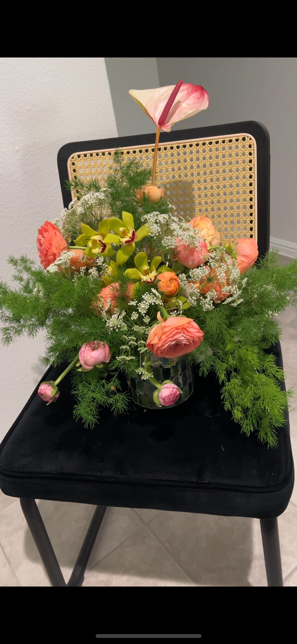 Medium floral arrangement